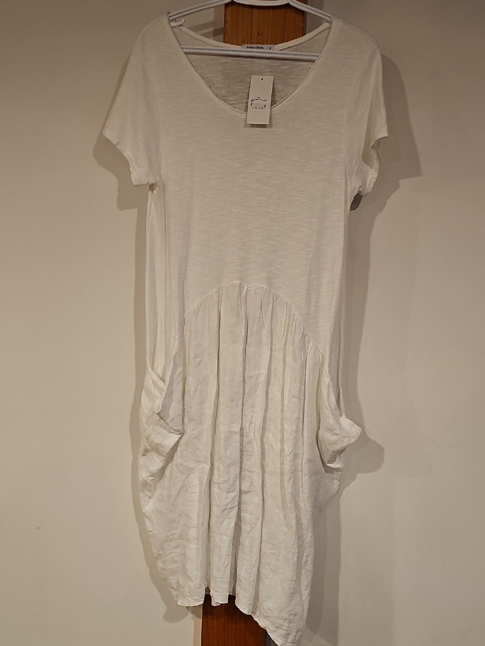 Linen and Cotton Cozy Pocket Midi Dress - Picture 4 of 9